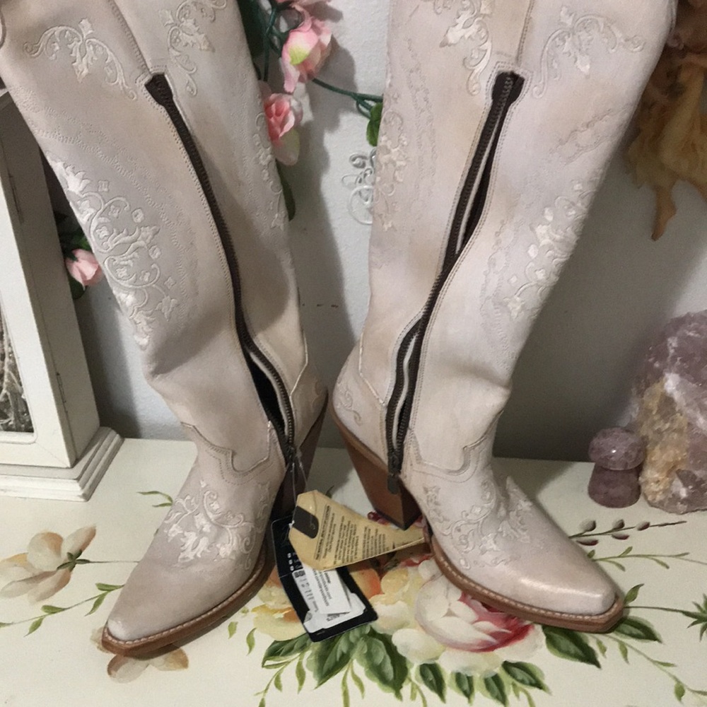 Dan Post Women's Over-the-Knee Embroidered Boots in Light Beige - Picture 3 of 7